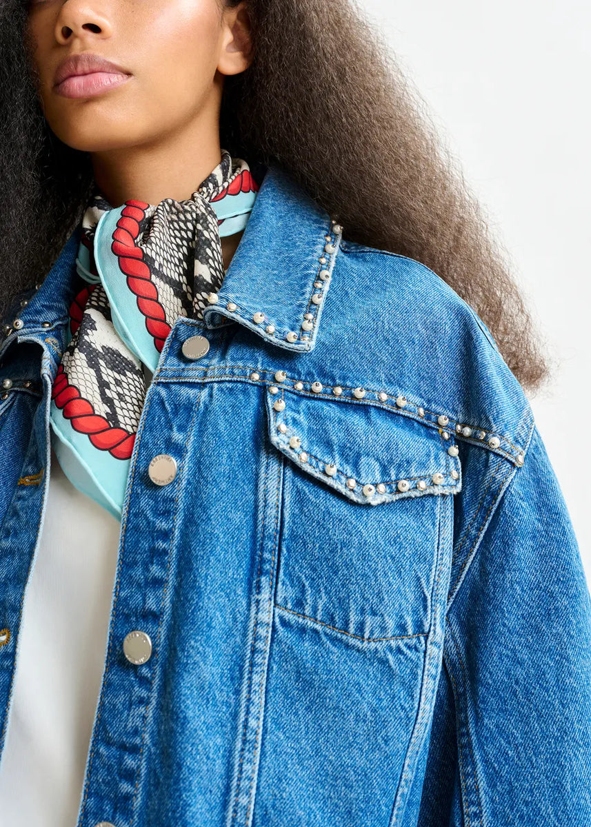 Essentiel Antwerp IDOLIZED Blue cropped denim jacket with pearl