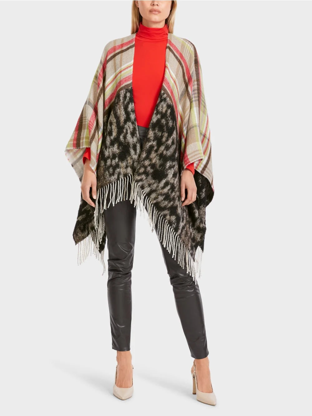 Marc Cain Cape with pattern mix – Think Bubbles