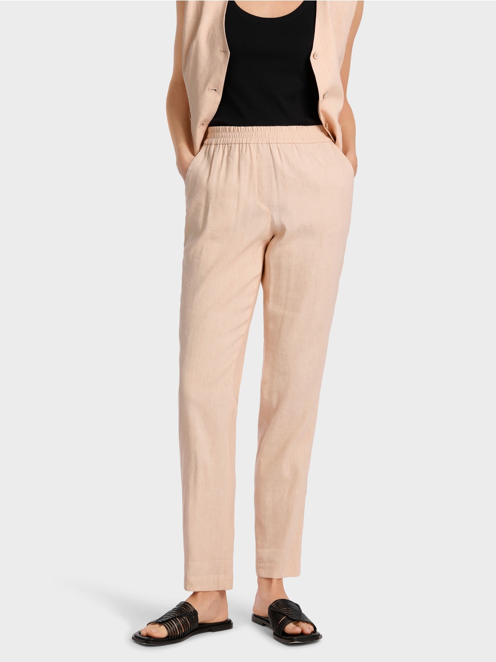 Marc Cain Soft Rose ROANNE model with relaxed fit